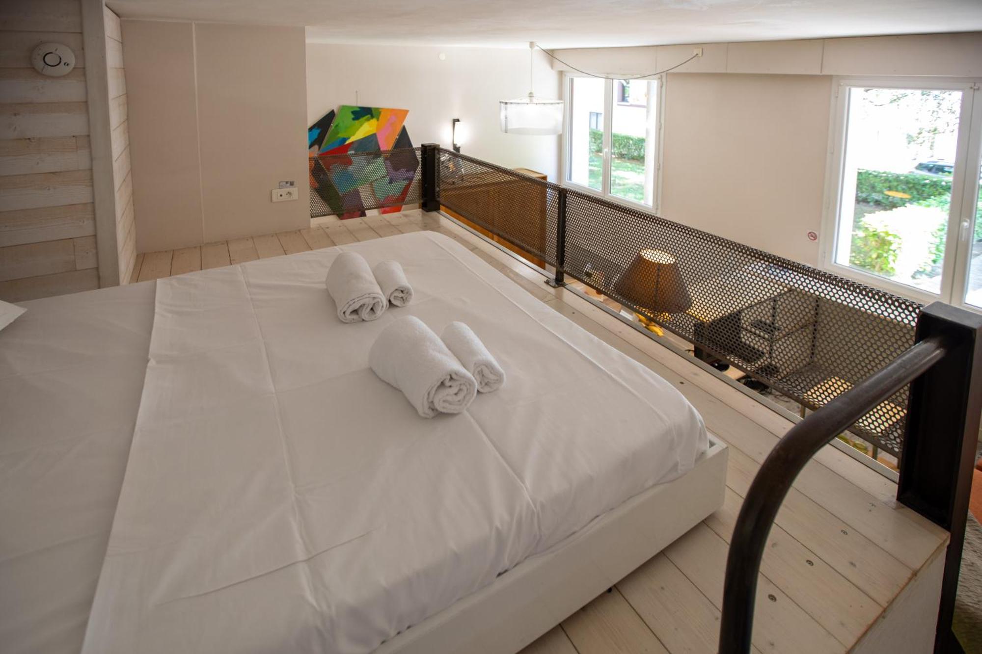 La Loge Theuriet - Bord De Lac Annecy Bagian luar foto